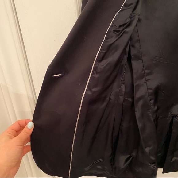 Zara Fitted Black Blazer - Picture 2 of 4